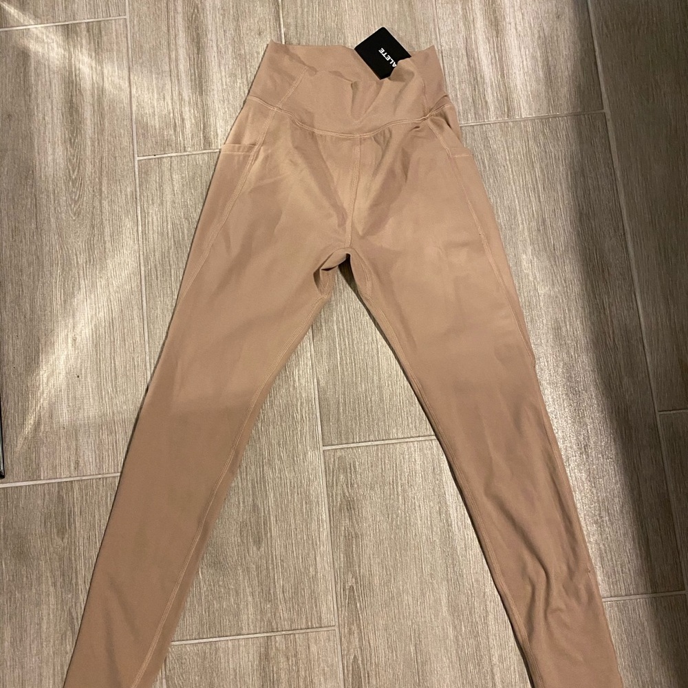 Alphalete alphaluxe leggings